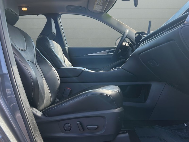 INFINITI QX60 Vehicle Full-screen Gallery Image 14