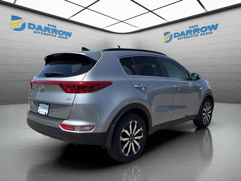 Kia Sportage Vehicle Full-screen Gallery Image 5