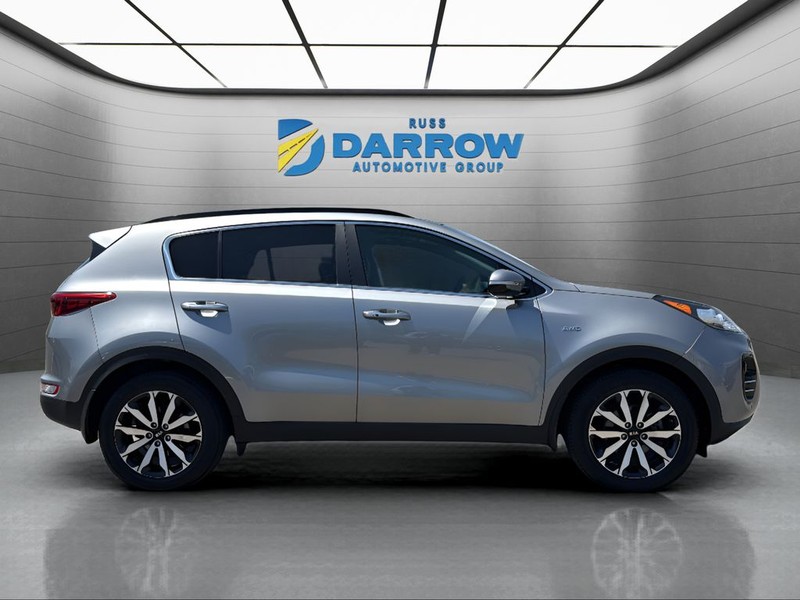 Kia Sportage Vehicle Full-screen Gallery Image 6