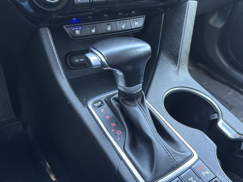 Kia Sportage Vehicle Full-screen Gallery Image 25