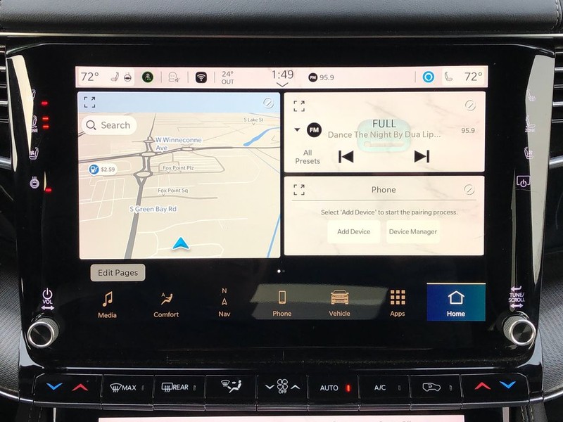 Jeep Grand Wagoneer L Vehicle Full-screen Gallery Image 23