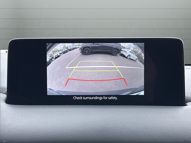 Mazda CX-5 Vehicle Full-screen Gallery Image 23
