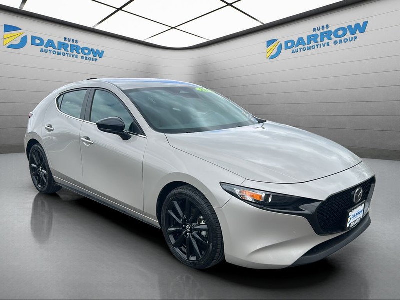 Mazda Mazda3 Hatchback Vehicle Full-screen Gallery Image 7