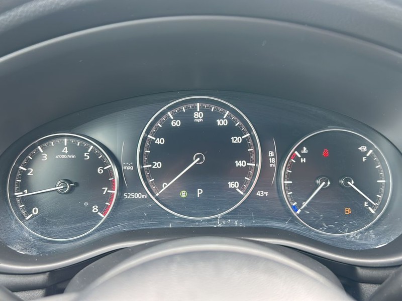 Mazda Mazda3 Hatchback Vehicle Full-screen Gallery Image 18