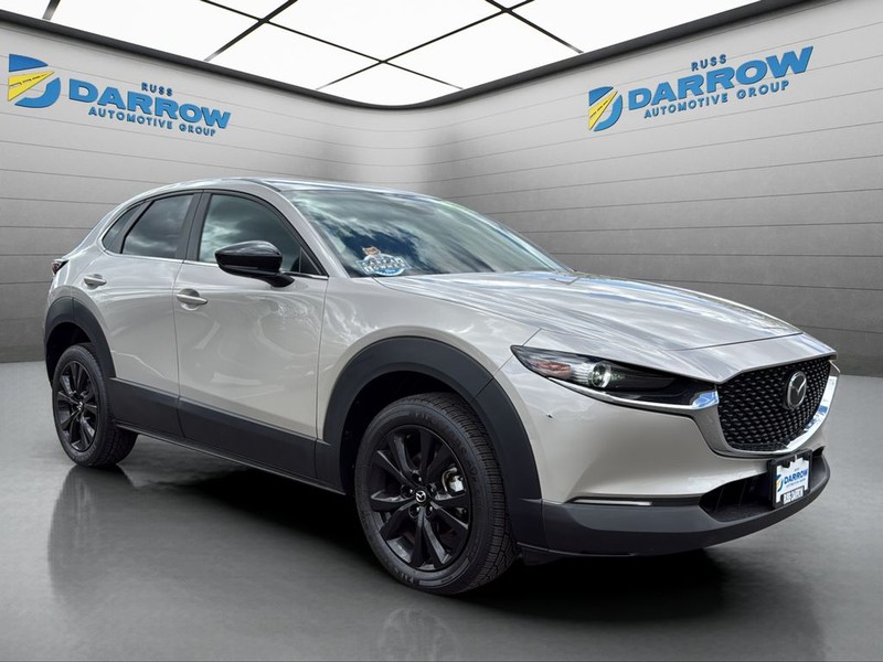 Mazda CX-30 Vehicle Full-screen Gallery Image 7