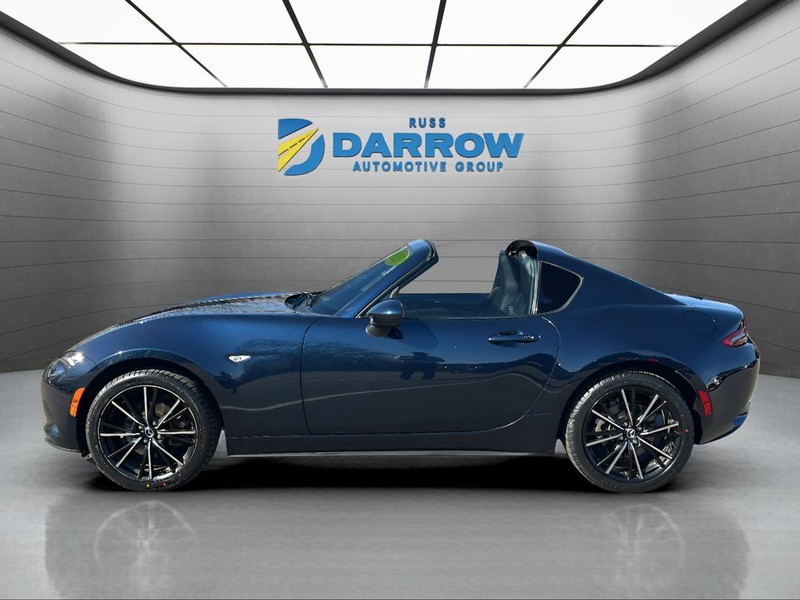 Mazda MX-5 Miata RF Vehicle Full-screen Gallery Image 2