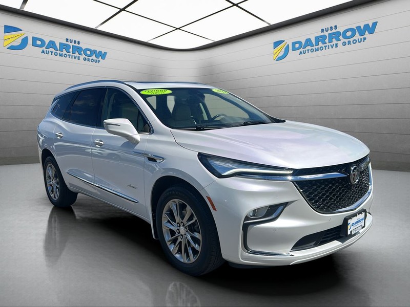 Buick Enclave Vehicle Full-screen Gallery Image 7