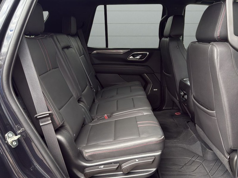 Chevrolet Tahoe Vehicle Full-screen Gallery Image 14