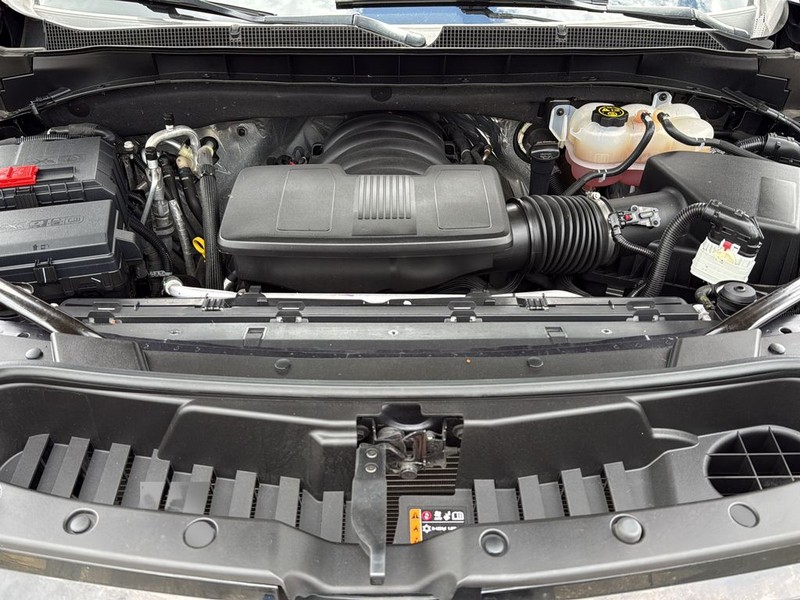 Chevrolet Tahoe Vehicle Full-screen Gallery Image 29