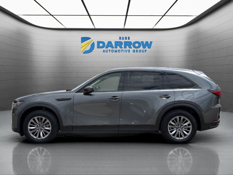Mazda CX-90 Vehicle Full-screen Gallery Image 2