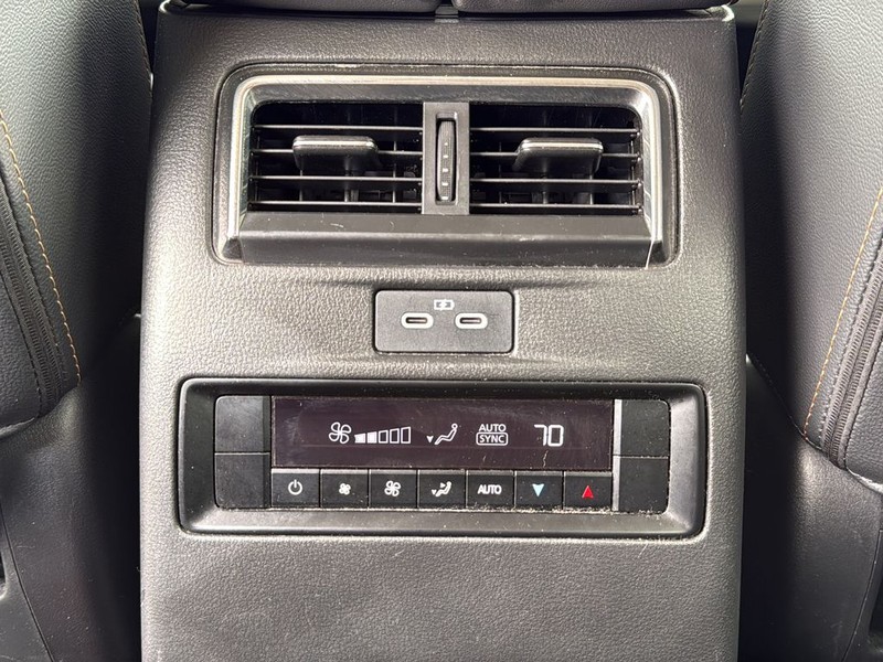 Mazda CX-90 Vehicle Full-screen Gallery Image 18