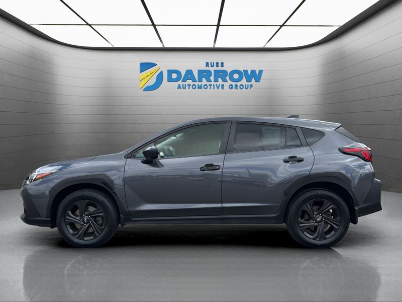Subaru Crosstrek Vehicle Full-screen Gallery Image 2