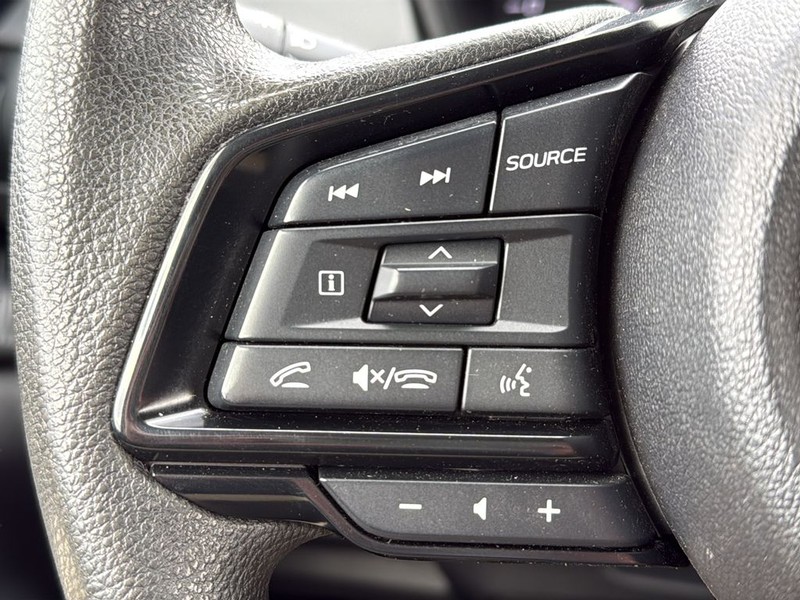 Subaru Crosstrek Vehicle Full-screen Gallery Image 9
