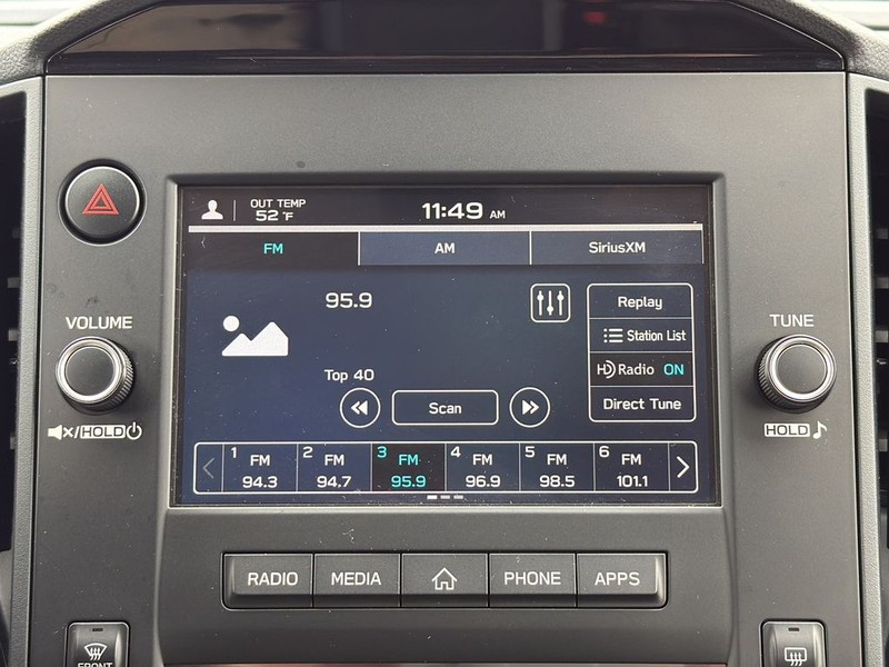 Subaru Crosstrek Vehicle Full-screen Gallery Image 20