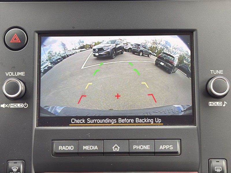 Subaru Crosstrek Vehicle Full-screen Gallery Image 21