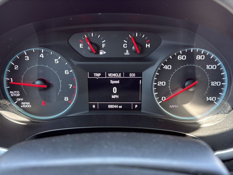 Chevrolet Malibu Vehicle Full-screen Gallery Image 13