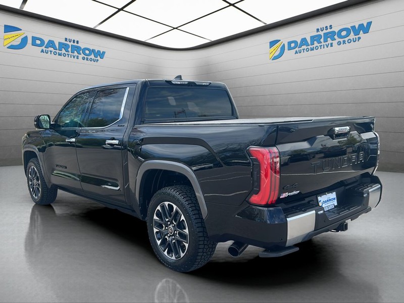 Toyota Tundra 4WD Vehicle Full-screen Gallery Image 3