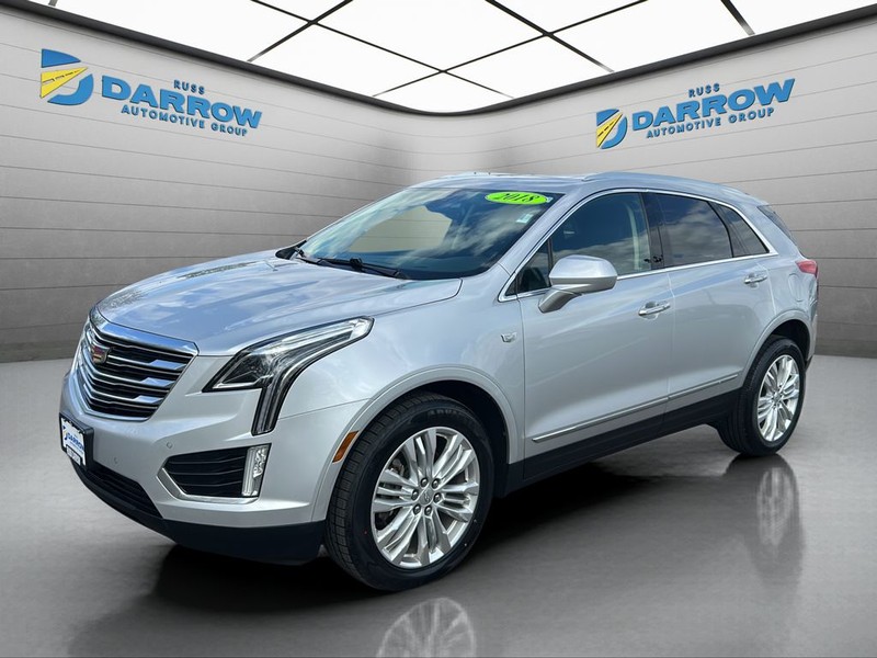 Cadillac XT5 Vehicle Full-screen Gallery Image 01