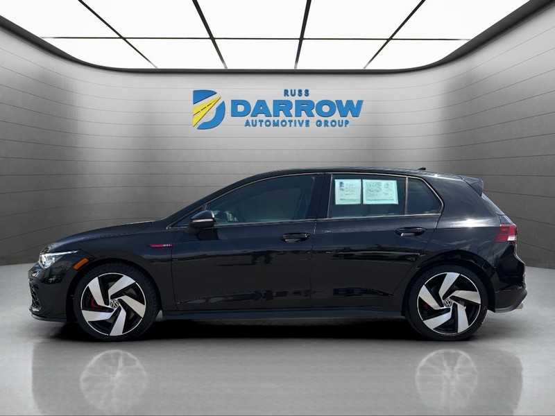 Volkswagen Golf GTI Vehicle Full-screen Gallery Image 2