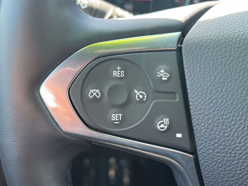 Chevrolet Traverse Vehicle Full-screen Gallery Image 16