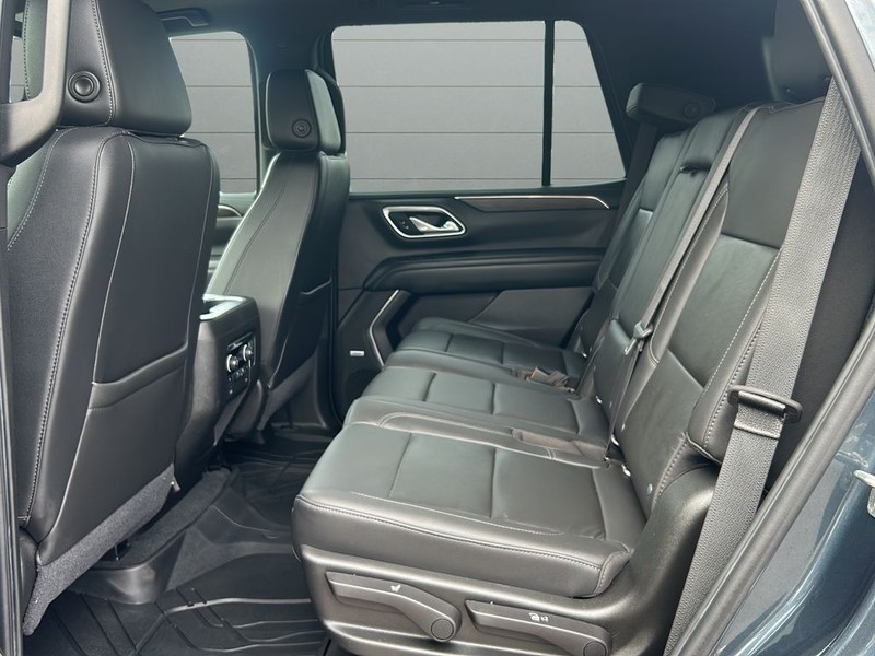 Chevrolet Tahoe Vehicle Full-screen Gallery Image 11