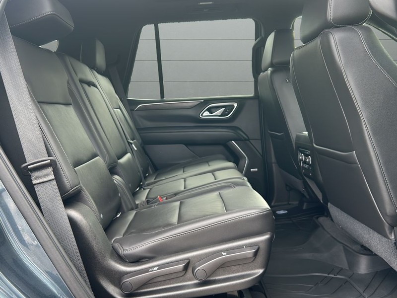 Chevrolet Tahoe Vehicle Full-screen Gallery Image 13