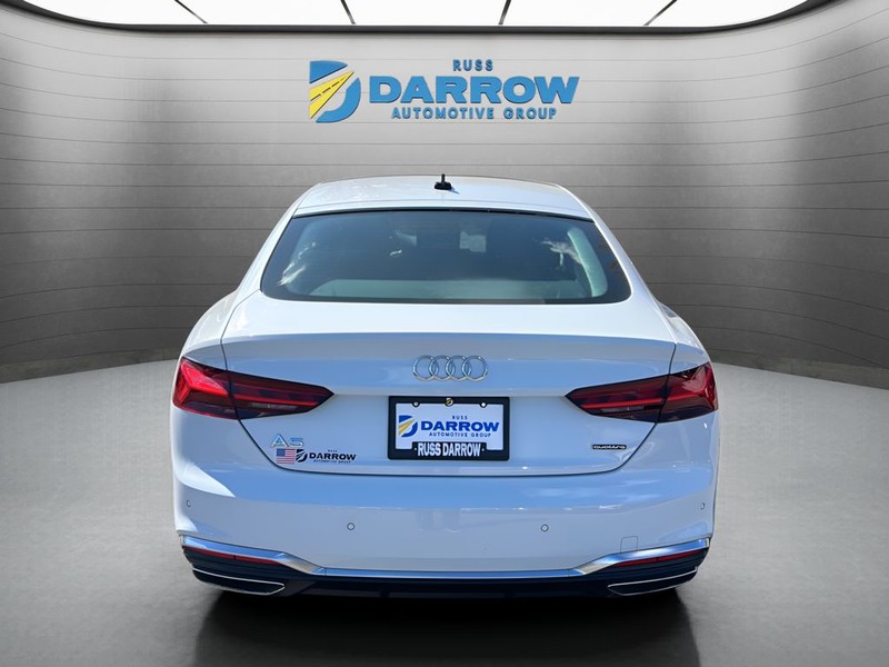 Audi A5 Sportback Vehicle Full-screen Gallery Image 04