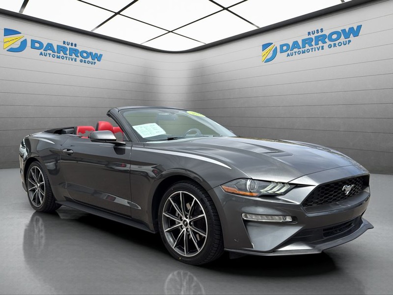 Ford Mustang Vehicle Full-screen Gallery Image 7