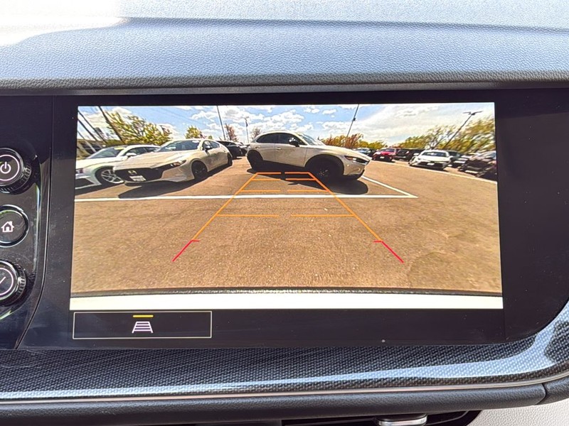 Buick Envision Vehicle Full-screen Gallery Image 23