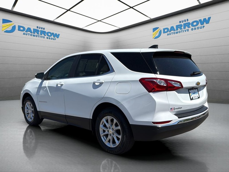 Chevrolet Equinox Vehicle Full-screen Gallery Image 03