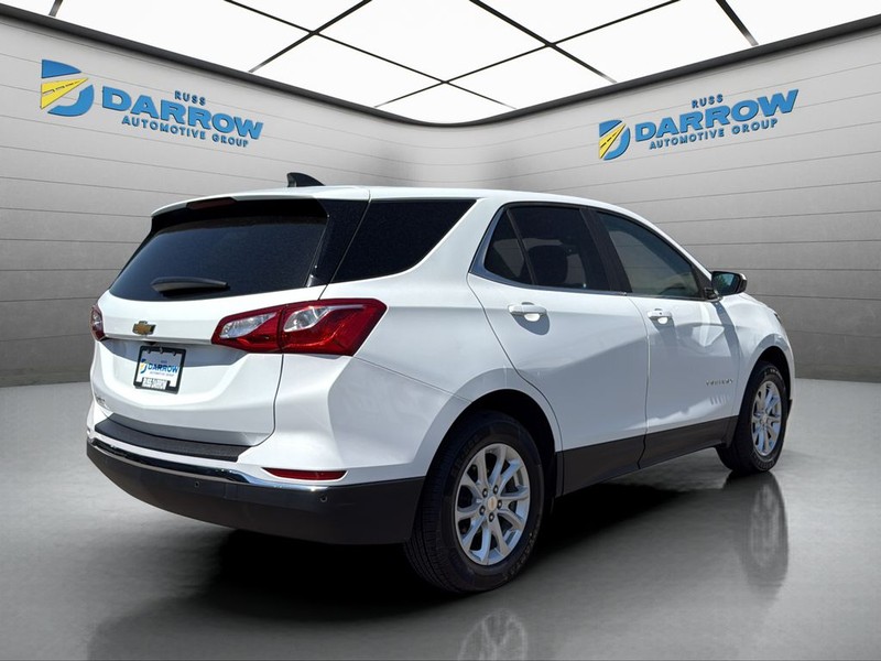 Chevrolet Equinox Vehicle Full-screen Gallery Image 05