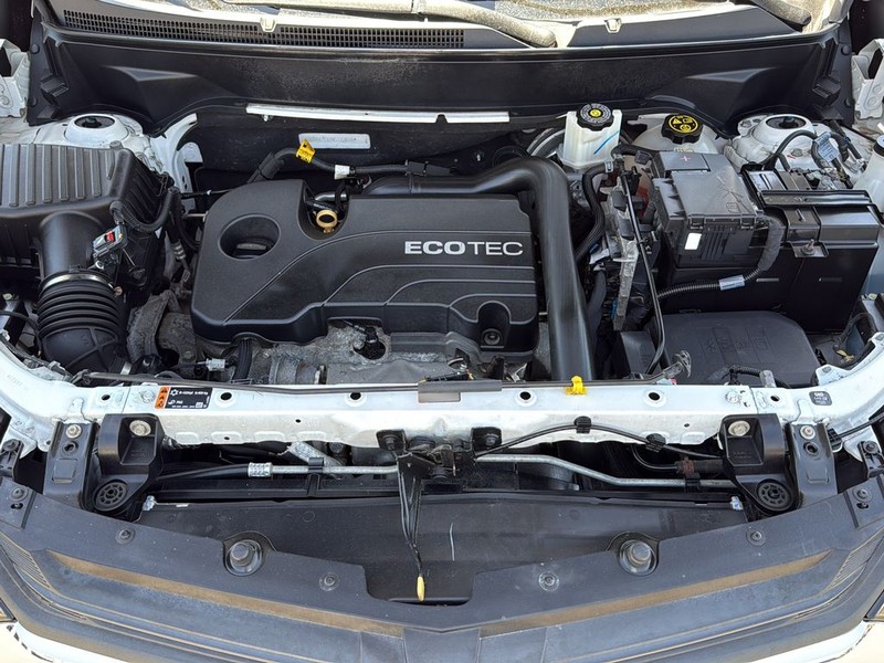 Chevrolet Equinox Vehicle Full-screen Gallery Image 28