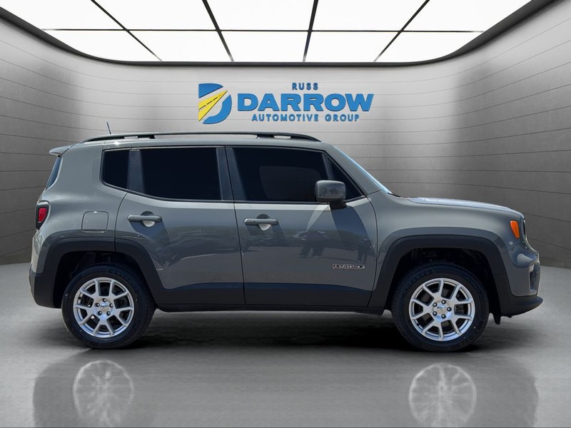 Jeep Renegade Vehicle Full-screen Gallery Image 6