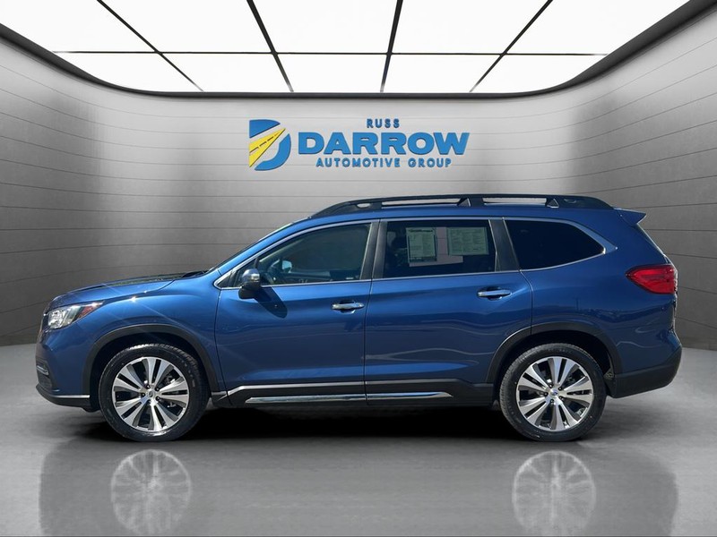 Subaru Ascent Vehicle Full-screen Gallery Image 2
