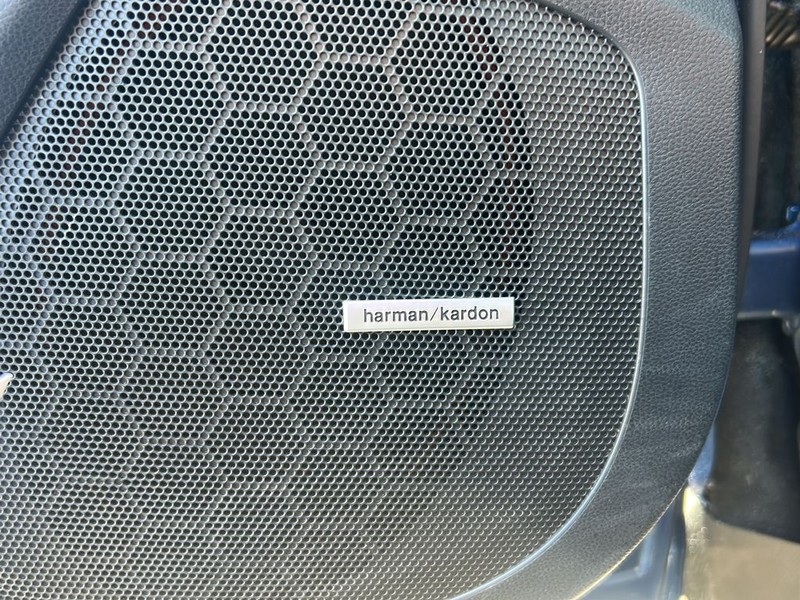 Subaru Ascent Vehicle Full-screen Gallery Image 10