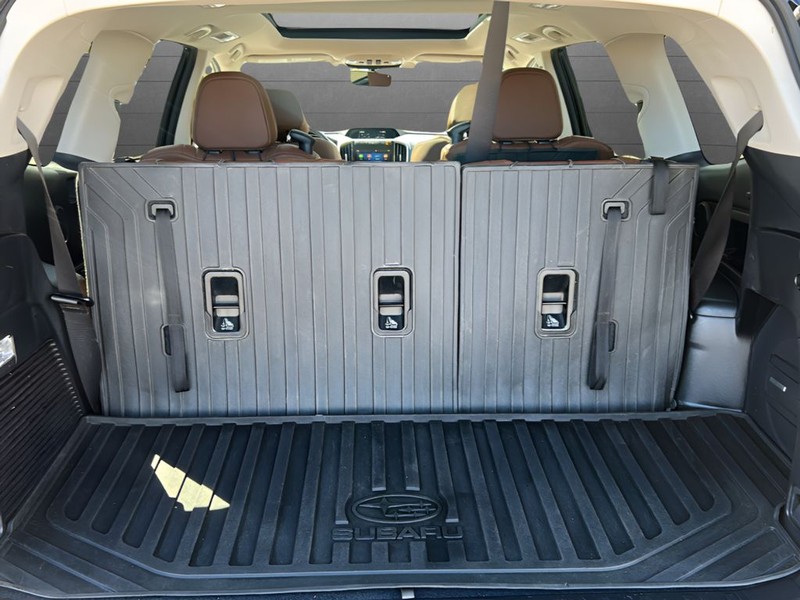 Subaru Ascent Vehicle Full-screen Gallery Image 15