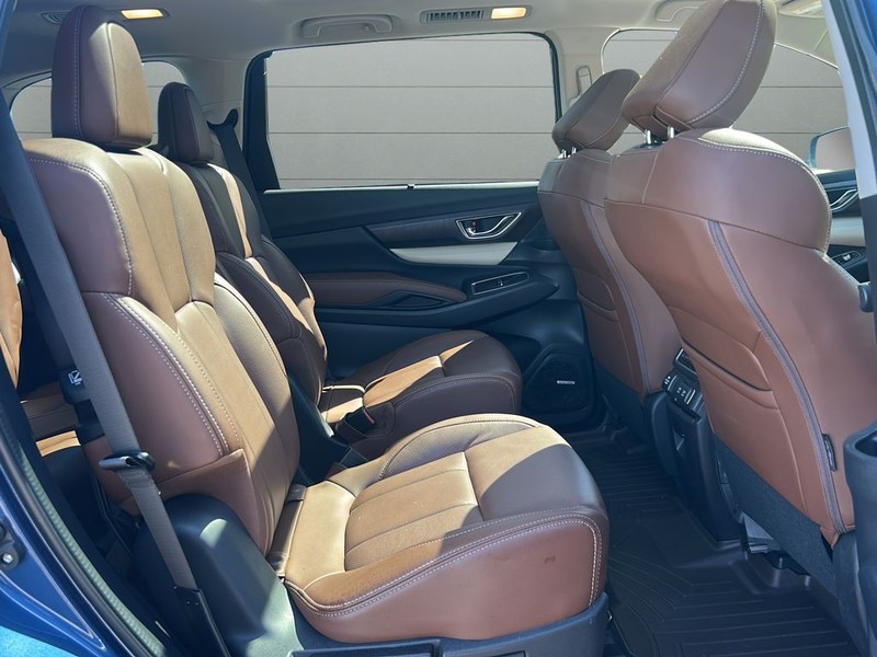 Subaru Ascent Vehicle Full-screen Gallery Image 18