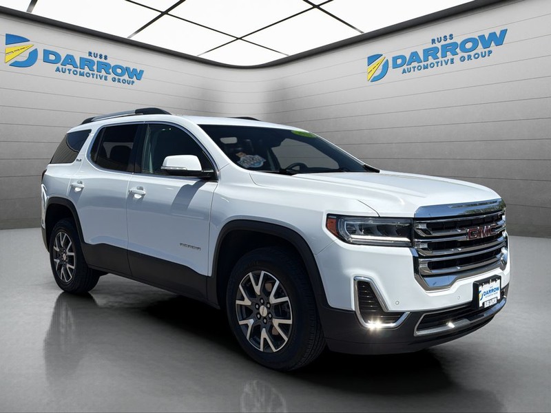 GMC Acadia Vehicle Full-screen Gallery Image 7