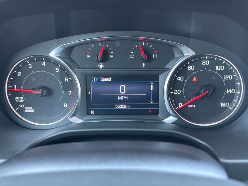GMC Acadia Vehicle Full-screen Gallery Image 13