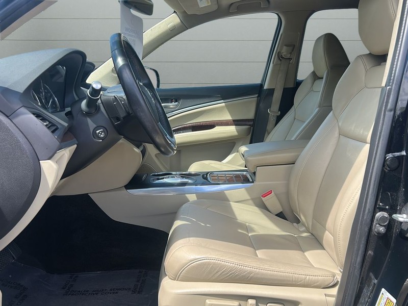 Acura MDX Vehicle Full-screen Gallery Image 11