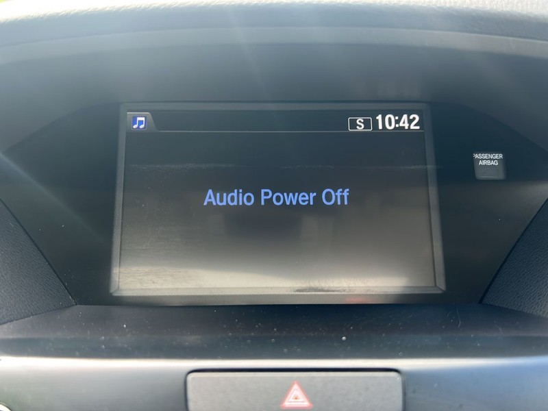 Acura MDX Vehicle Full-screen Gallery Image 25