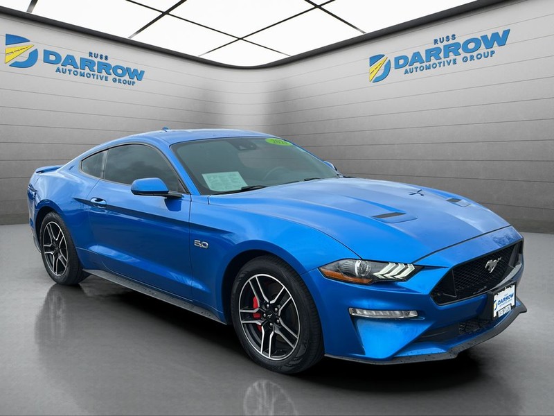 Ford Mustang Vehicle Full-screen Gallery Image 7