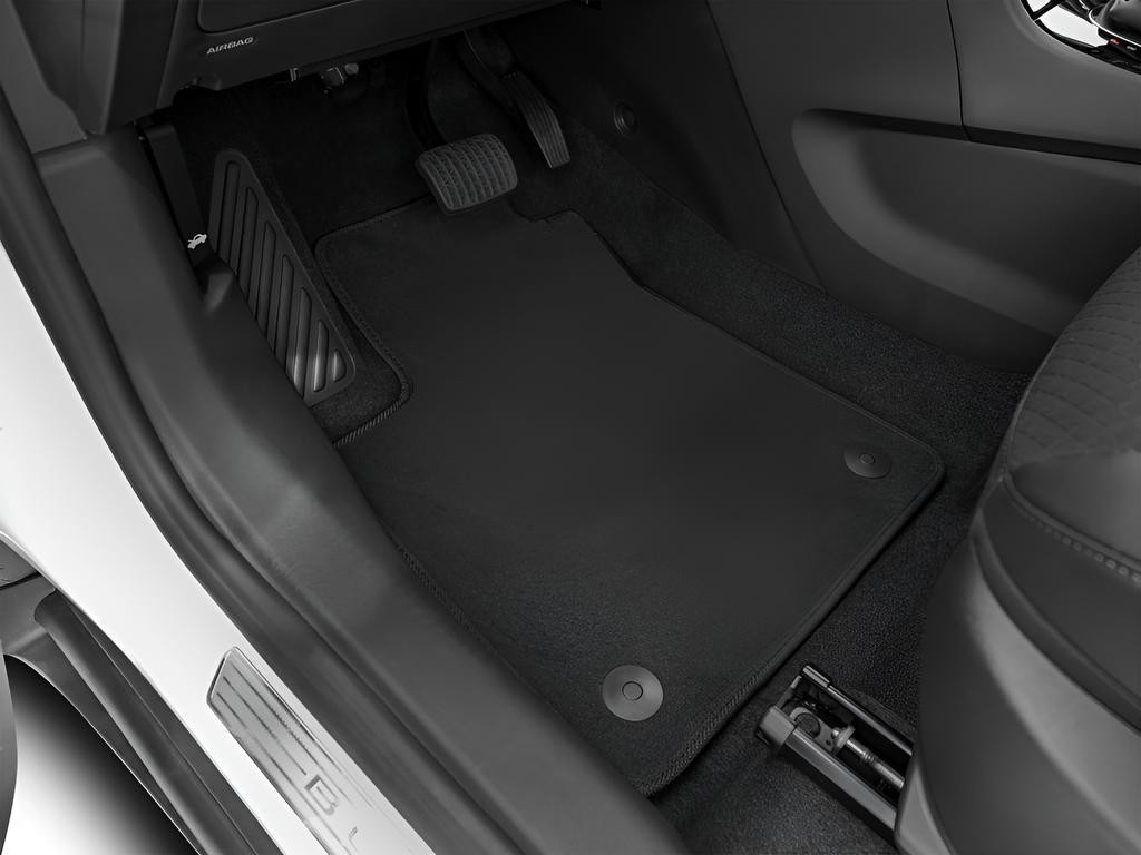 Buick Encore Vehicle Full-screen Gallery Image 36
