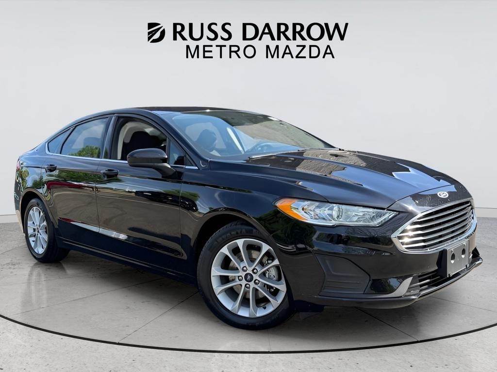 Ford Fusion Vehicle Full-screen Gallery Image 07