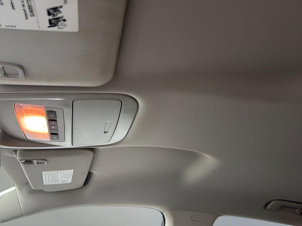 Chevrolet Colorado Vehicle Full-screen Gallery Image 13
