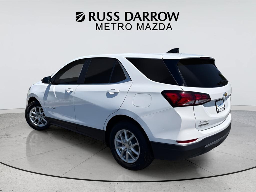 Chevrolet Equinox Vehicle Full-screen Gallery Image 03