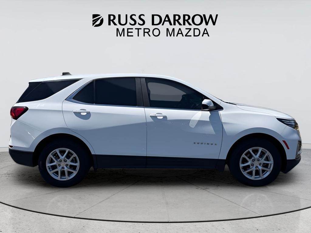 Chevrolet Equinox Vehicle Full-screen Gallery Image 06