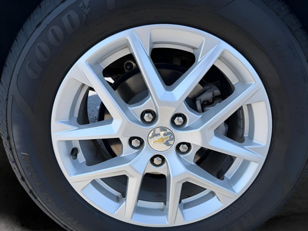 Chevrolet Equinox Vehicle Full-screen Gallery Image 25