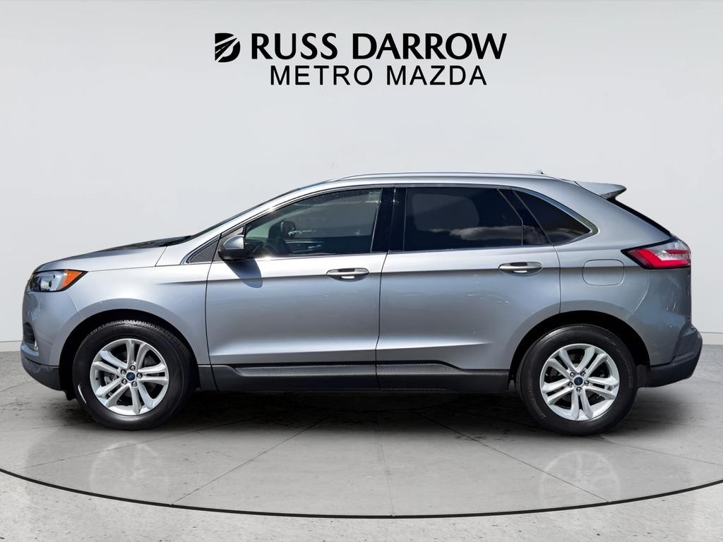 Ford Edge Vehicle Full-screen Gallery Image 02