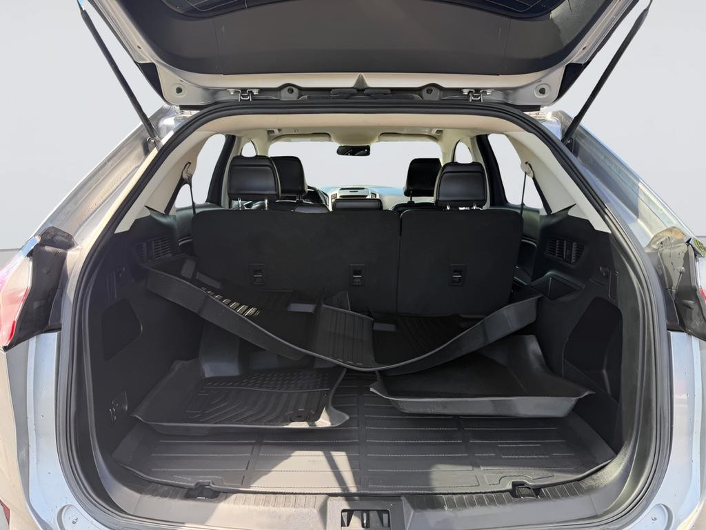 Ford Edge Vehicle Full-screen Gallery Image 29